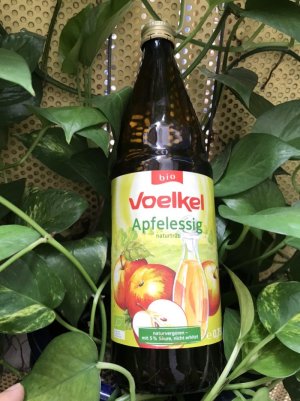 Giấm táo hữu cơ Voelkel