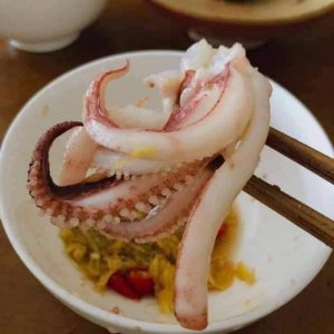 RÂU MỰC - 1 KG