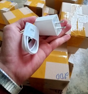 Sạc pin rắc dời