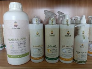 Combo 1(nước lau sàn, nước giặt,vệ sinh bồn cầu, nước rửa chén, nước rửa tay)