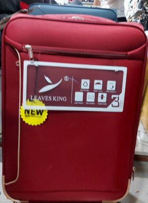 Vali kéo hàng quảng châu (cỡ 28)