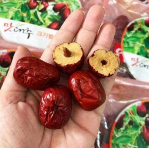 Táo đỏ xấy khô