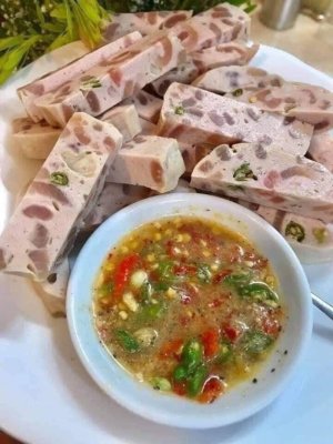 CHẢ TAI HEO ỚT XIÊM XANH