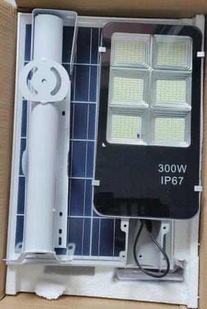 Đèn năng lượng mặt trời IP-67