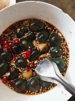 TRỨNG CÚT BẮC THẢO ( 1H = 50 TRứng )