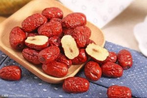Táo đỏ Hàn Quốc ( Hàng nội địa nhập khẩu)