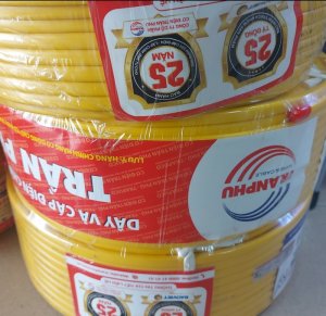 Com bộ dây điện