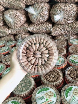 Hạt điều dang muối  bình phước loại 1 hộp 500g(compo 2 hộp)