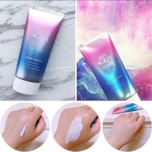 Kem chống nắng skin Aqua Tone Up UV essenceSPF 50+ PA+++