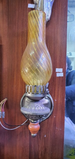 Đèn treo tường