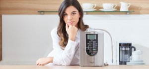 Máy lọc nước ion kiềm cao cấp có hệ thống lọc nước tiên tiến TK-AS66