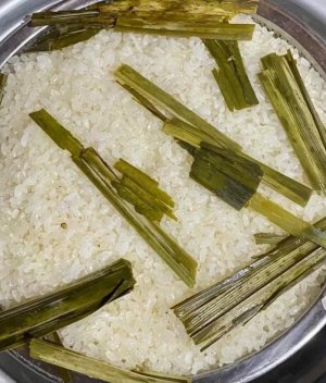 Gạo nếp Tú Lệ