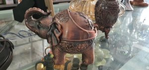 Gạt tàn thuốc lá hình voi