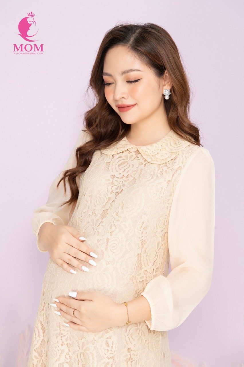 Nữ Hoàng Đầm Bầu